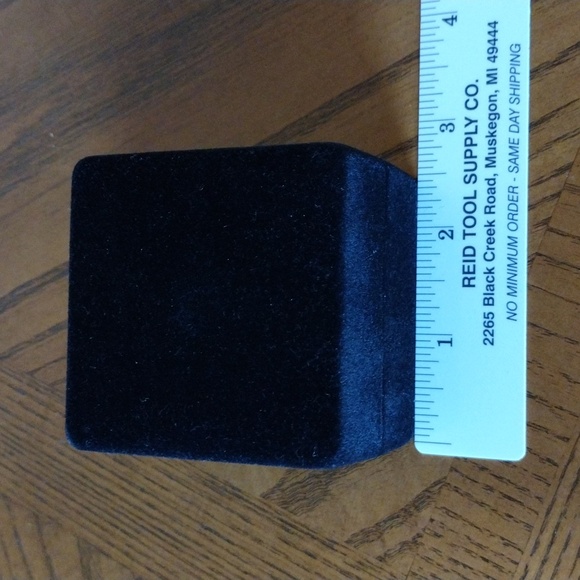 Classe Small Gift Box Clock with Picture Frame in a Black Lined Gift Box - Picture 8 of 10